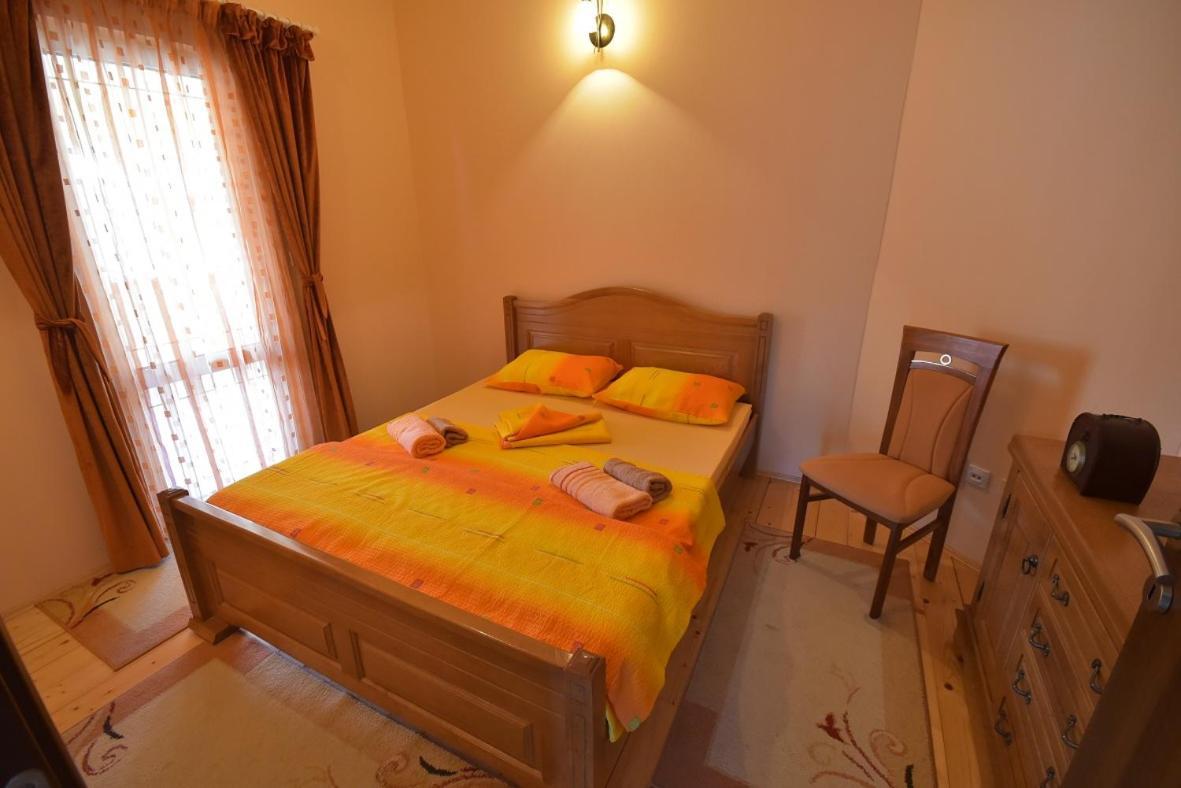 Apartments Popadic With Parking Herceg Novi Room photo
