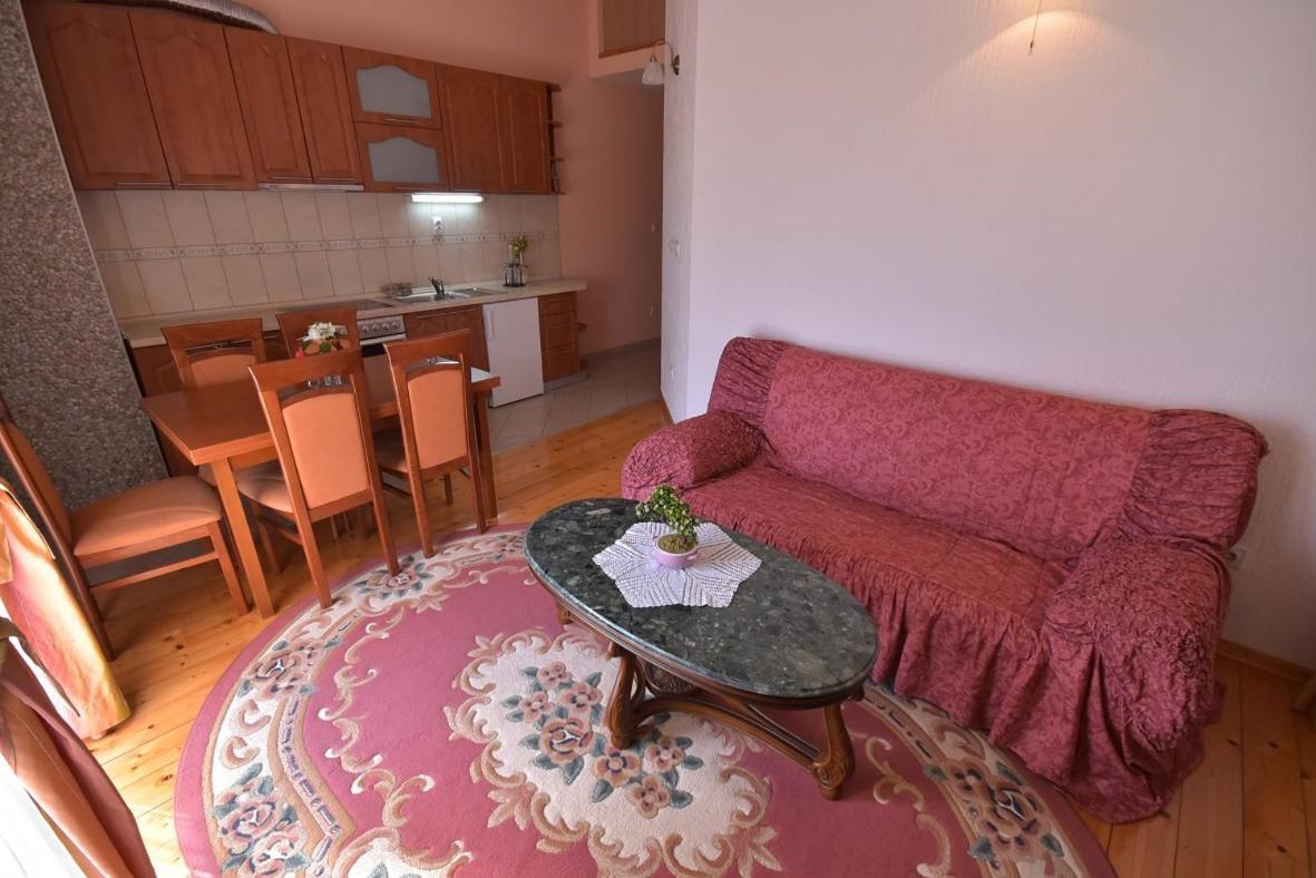 Apartments Popadic With Parking Herceg Novi Room photo